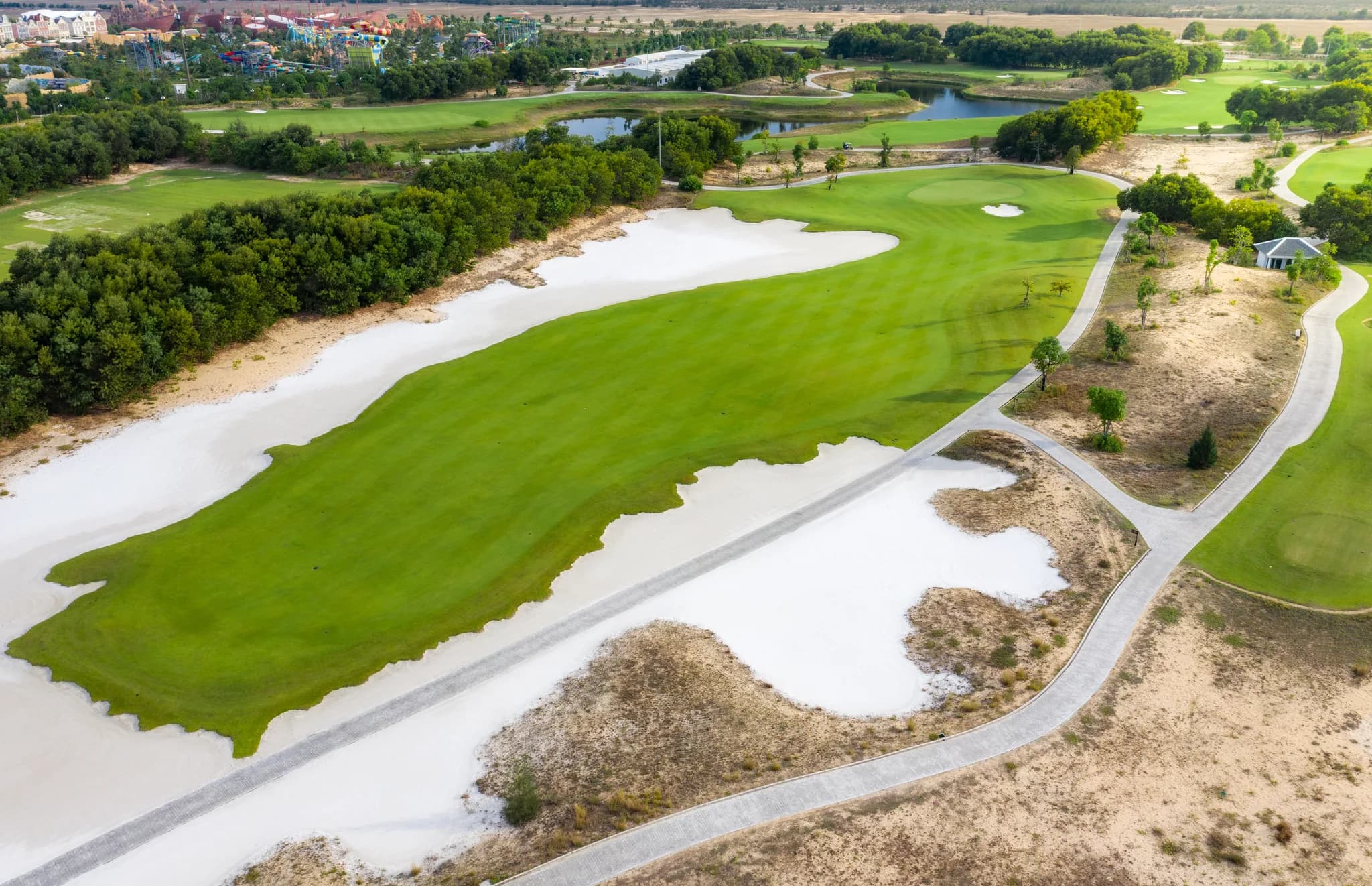 Montgomerie Links